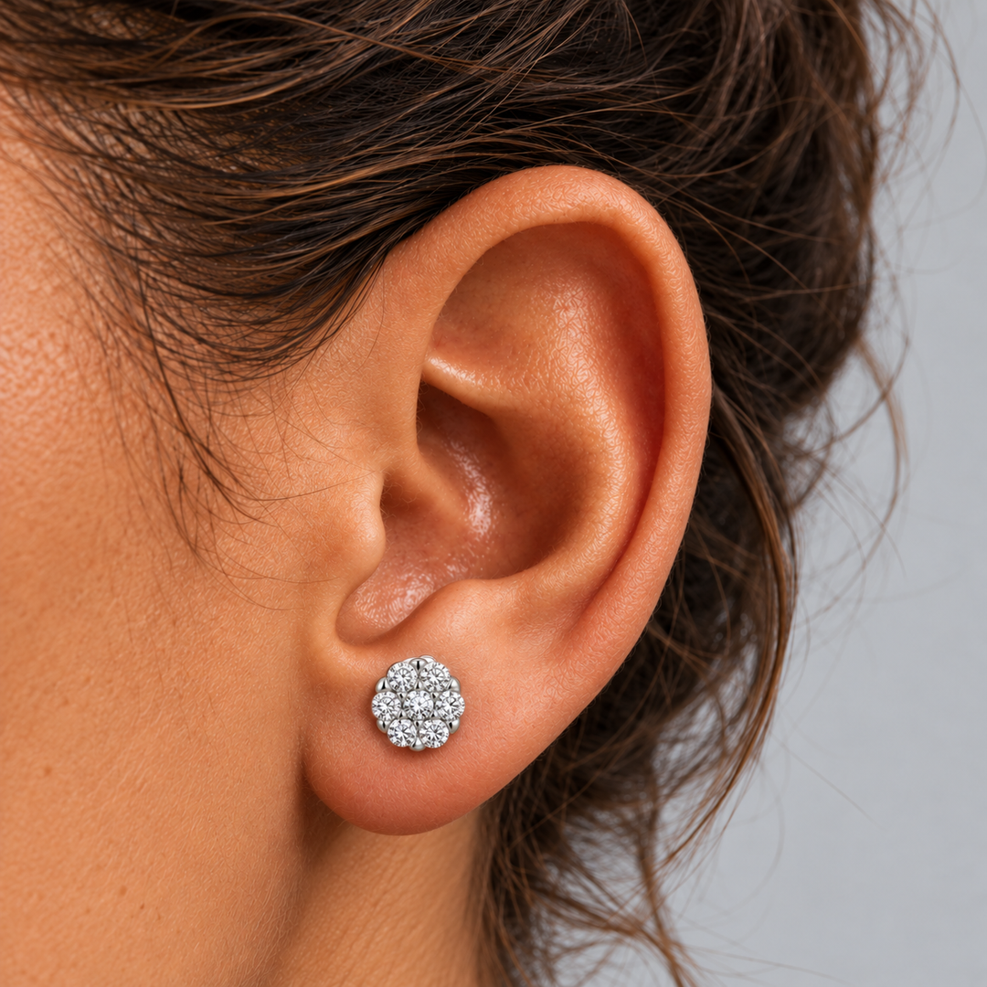 Moissanite Flower Studs - Zilver